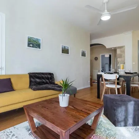 Gioffredo 14 - Spacious With Balcony